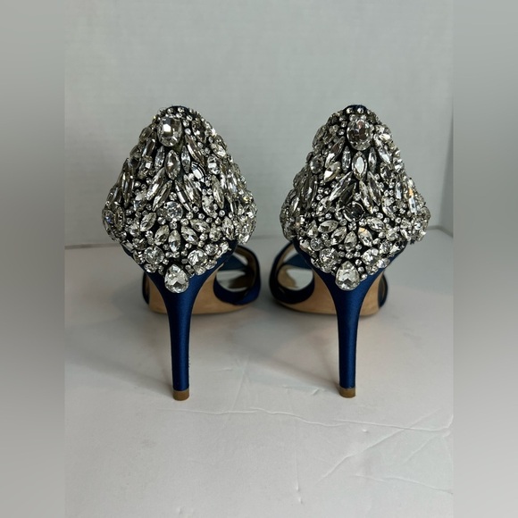 Badgley Mischka
Dawn d'Orsay Evening Sandals - Picture 7 of 16